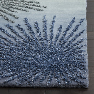 Safavieh Soho Soh712 Denim Area Rug Detail