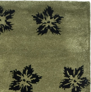 Safavieh Soho Soh720 Sage/Black Area Rug 