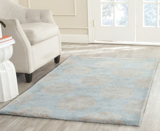 Safavieh Soho 724 Turquoise/Yellow Area Rug Room Scene Feature