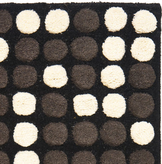 Safavieh Soho Soh726 Black/White Area Rug 