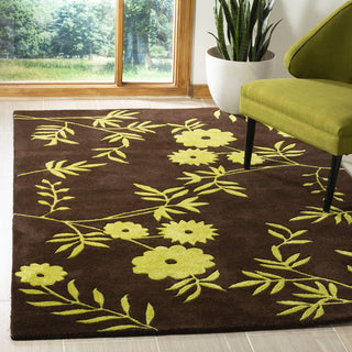 Safavieh Soho Soh774 Brown/Green Area Rug Room Scene Feature