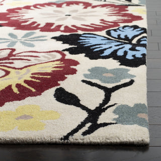 Safavieh Soho Soh776 Ivory/Multi Area Rug Detail