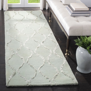 Safavieh Soho Soh851 Aqua/Green Area Rug Room Scene Feature