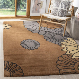 Safavieh Soho Soh855 Brown/Multi Area Rug Room Scene Feature