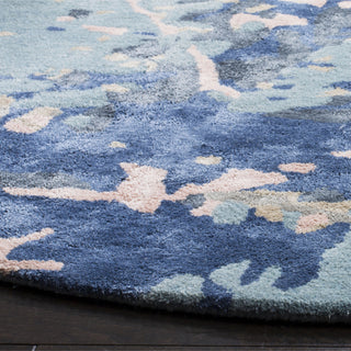 Safavieh Soho 970 Blue/Light Pink Area Rug Detail