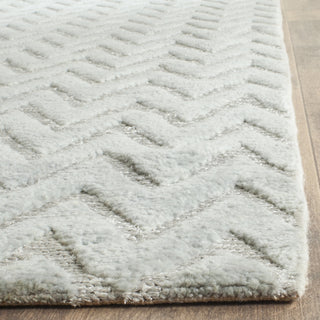 Safavieh Santa Fe STF533 Light Grey/Silver Area Rug Detail