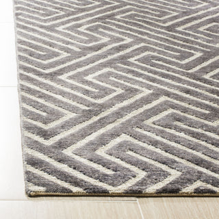 Safavieh Santa Fe STF535 Charcoal/Silver Area Rug Detail