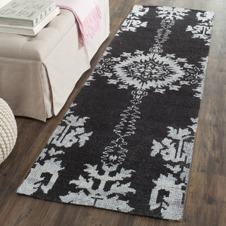 Safavieh Stone Wash STW235 Charcoal Area Rug Room Scene Feature