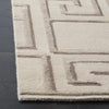 Safavieh Tibetan TB053 Silver Area Rug Detail