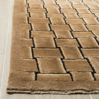 Safavieh Tibetan TB104 Taupe/Black Area Rug Detail