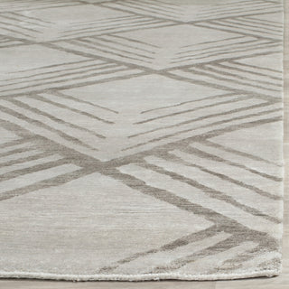 Safavieh Tibetan TB424 Silver Area Rug Detail