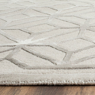 Safavieh Tibetan TB425 Grey Area Rug Detail