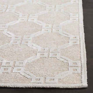 Safavieh Tibetan TB681 Beige/Slate Area Rug Detail