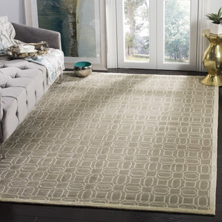 Safavieh Tibetan TB834 Mint Area Rug Room Scene Feature