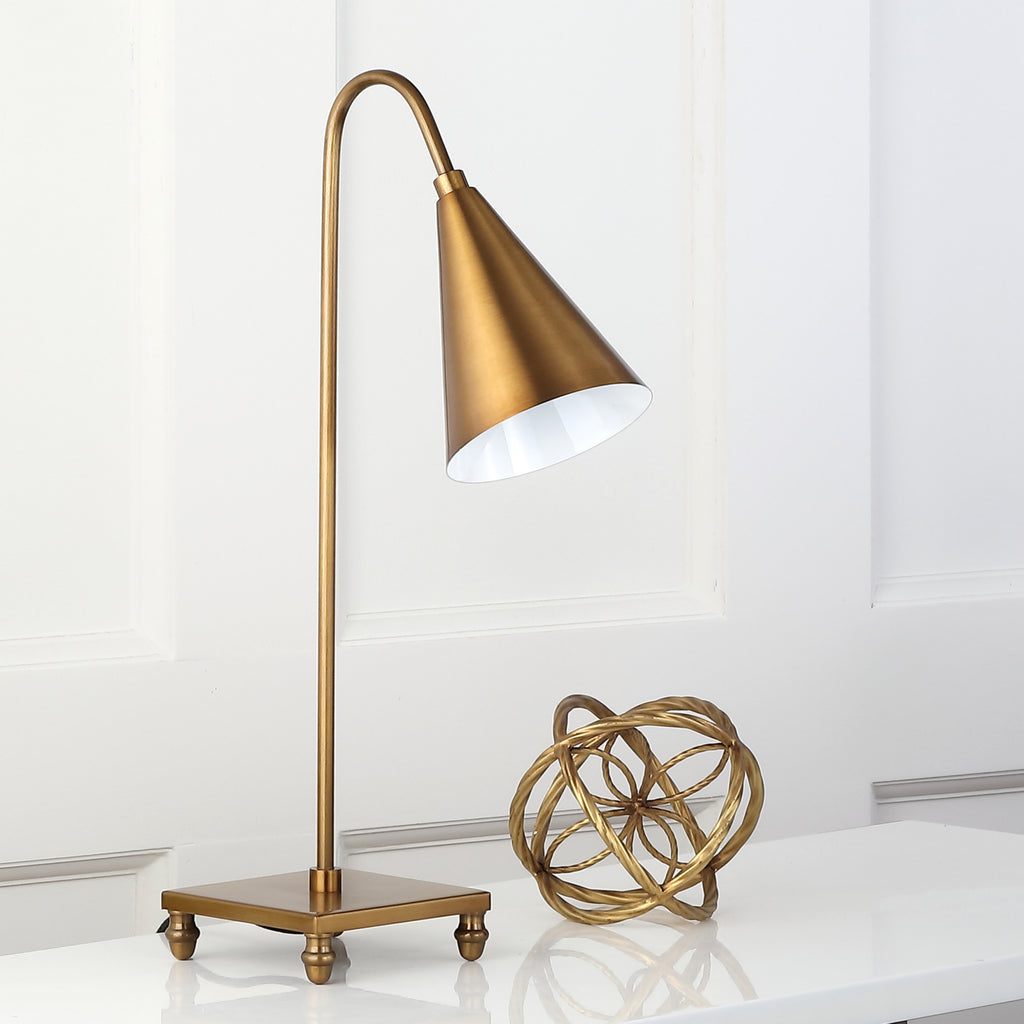 Safavieh Annetta Table Lamp Gold  Feature