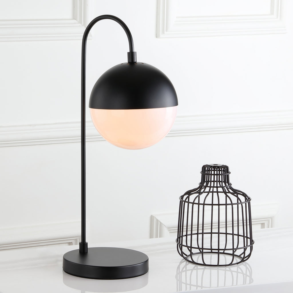 Safavieh Cappi 205-Inch H Table Lamp Black  Feature
