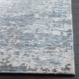 Safavieh Tiffany TFN211 Silver/Blue Area Rug Detail