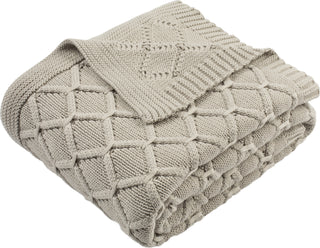 Safavieh Petal Knit Textures and Weaves Palewisper Throw 