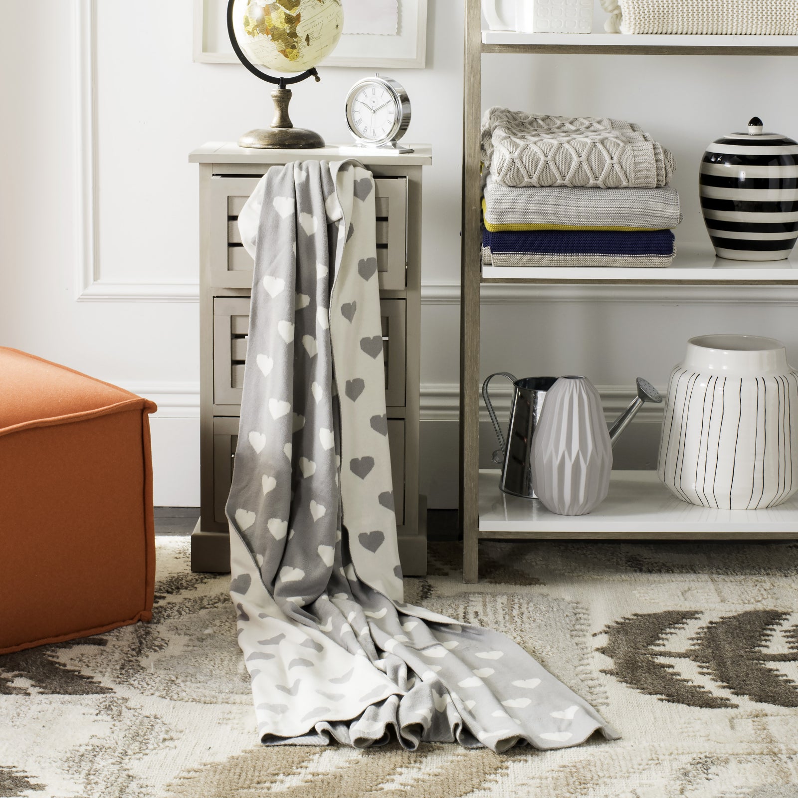 Safavieh Truelove Knit Textures and Weaves Light Grey/Natural Throw main image