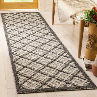 Safavieh Trace 200 251 Dark Grey/Light Grey Area Rug Room Scene Feature