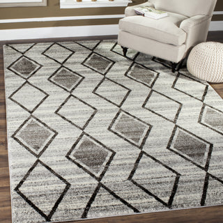 Safavieh Tunisia TUN296K Grey/Black Area Rug  Feature