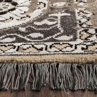 Safavieh Vineyard VIN515 Graphite/Charcoal Area Rug Detail