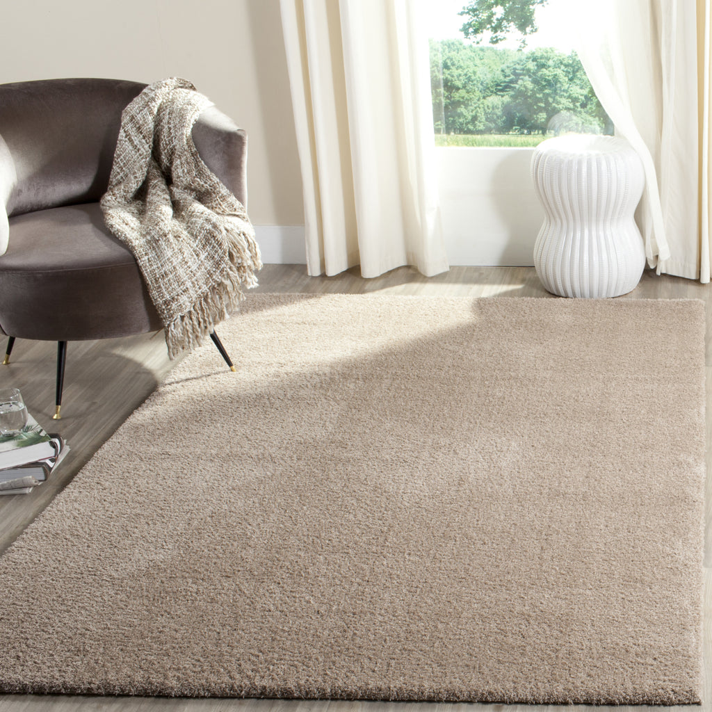 Safavieh Velvet Shag VSG169L Light Beige Area Rug  Feature