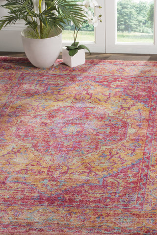 Safavieh Windsor WDS307B Gold/Fuchsia Area Rug 