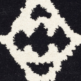 Safavieh Wyndham Wyd323 Black/Ivory Area Rug 