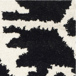 Safavieh Wyndham Wyd323 Black/Ivory Area Rug 