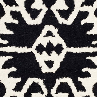 Safavieh Wyndham Wyd323 Black/Ivory Area Rug 