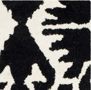 Safavieh Wyndham Wyd323 Black/Ivory Area Rug 