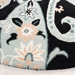 Safavieh Wyndham Nimes Paisley Black/Multi Area Rug Detail