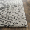 Safavieh Wyndham Wyd620 Grey/Black Area Rug Detail