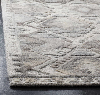 Safavieh Wyndham 801 Grey/Taupe Area Rug Detail