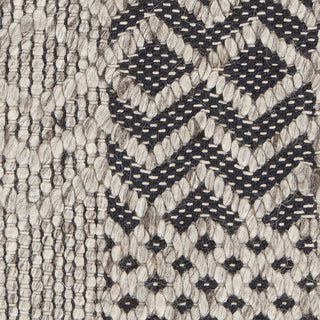 Chandra Salona SAL-34503 Black/Natural Area Rug Close Up