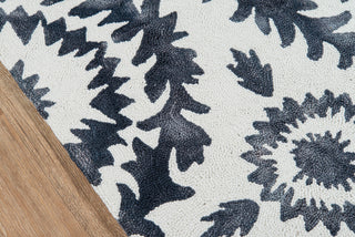 Momeni Serene SRE-3 Grey Area Rug Closeup