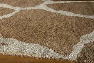 Momeni Serengeti SG-04 Giraffe Area Rug Corner Shot