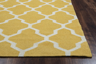 Rizzy Swing SG2417 Yellow/Gold Area Rug Edge Shot