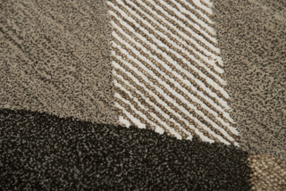 Rizzy Arden Loft-Sandhurst SH195B Brown Area Rug 