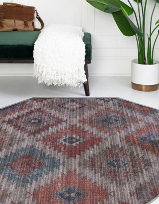 Unique Loom Sisu T-SISU8 Rust Red and Beige Area Rug Octagon Lifestyle Image Feature