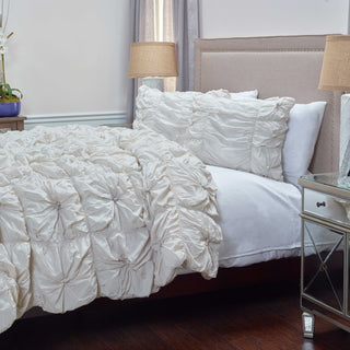 Rizzy BT1391 Soft Dreams Gray Bedding Main Image