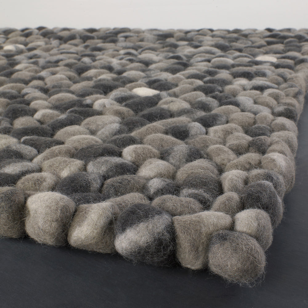 Chandra Stone STO-23301 Area Rug Corner Shot Feature