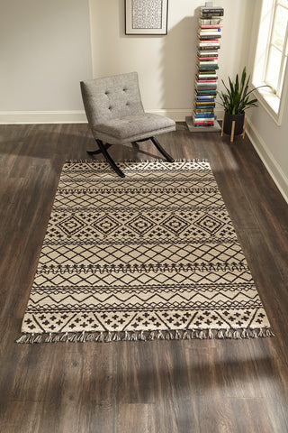 Momeni Tahoe TA-05 Grey Area Rug Room Image