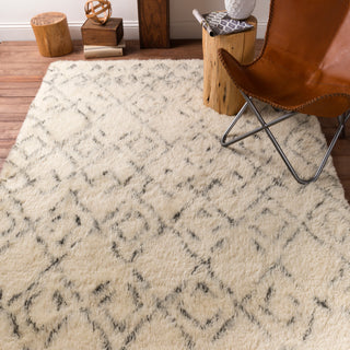 Surya Tasman TAS-4500 Area Rug Style Shot