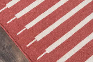 Momeni Thompson THO-1 Red Area Rug by Erin Gates Close up