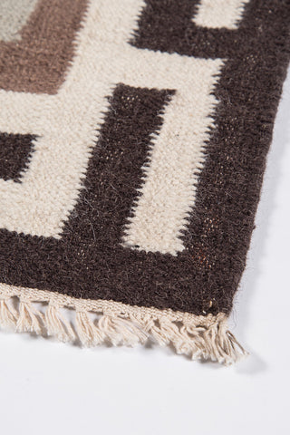 Momeni Thompson THO-8 Brown Area Rug by Erin Gates Main Image