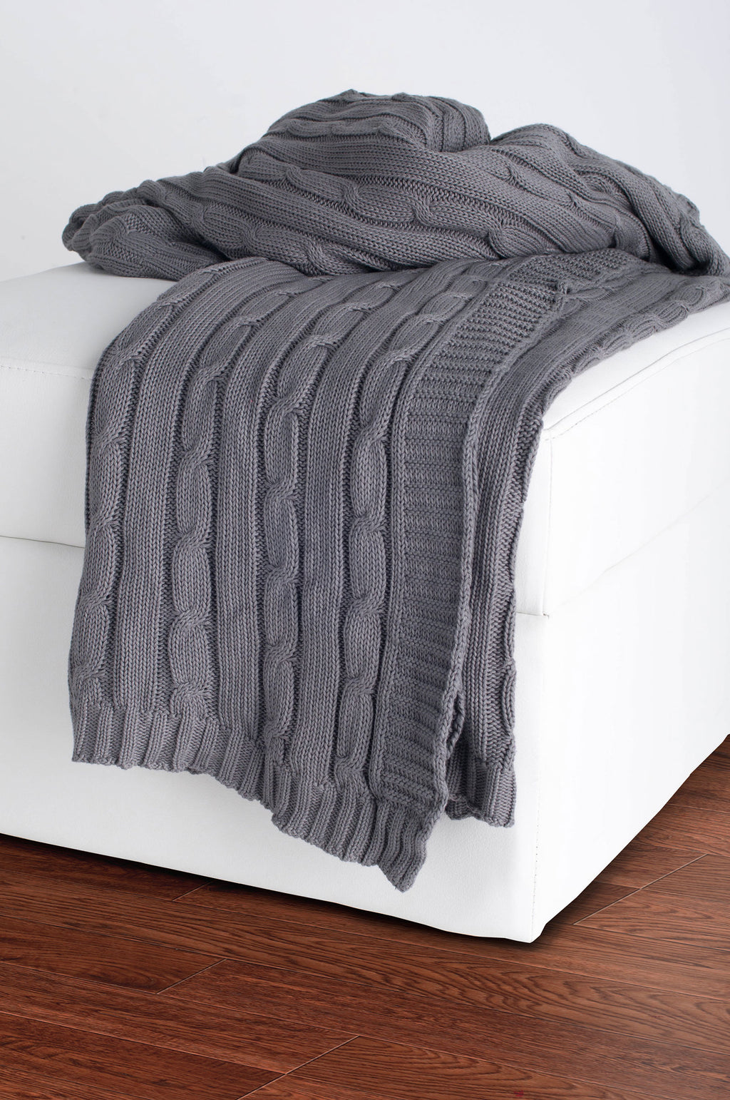 Rizzy TH0157 Light Grey Throw – Incredible Rugs and Decor