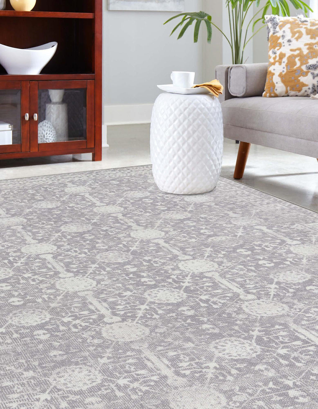 Unique Loom Timeless LEO-RVVL16 Gray Area Rug Rectangle Lifestyle Image Feature