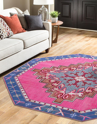 Unique Loom Timeless LEO-RVVL2 Fuchsia Area Rug Octagon Lifestyle Image Feature